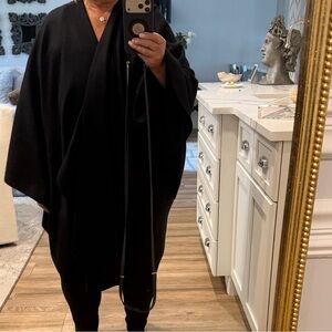 LORA PIANA BLACK CAPE